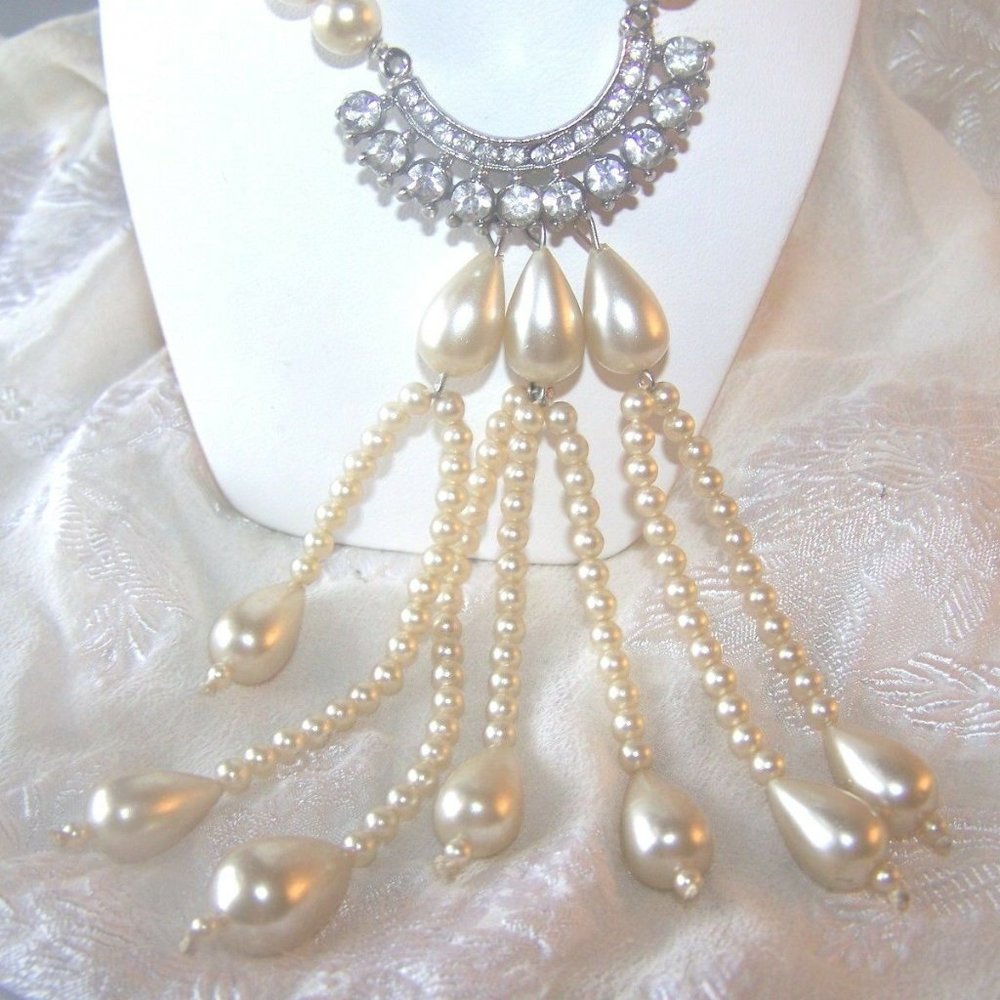 Vintage Faux Pearl Rhinestone Necklace Tassel Pen